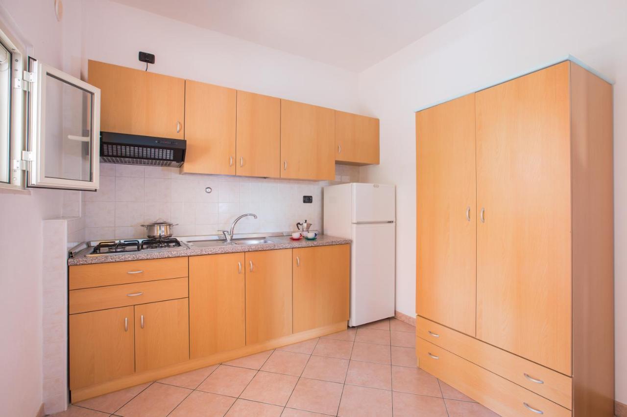 One Love Apartments Lupetto Экстерьер фото